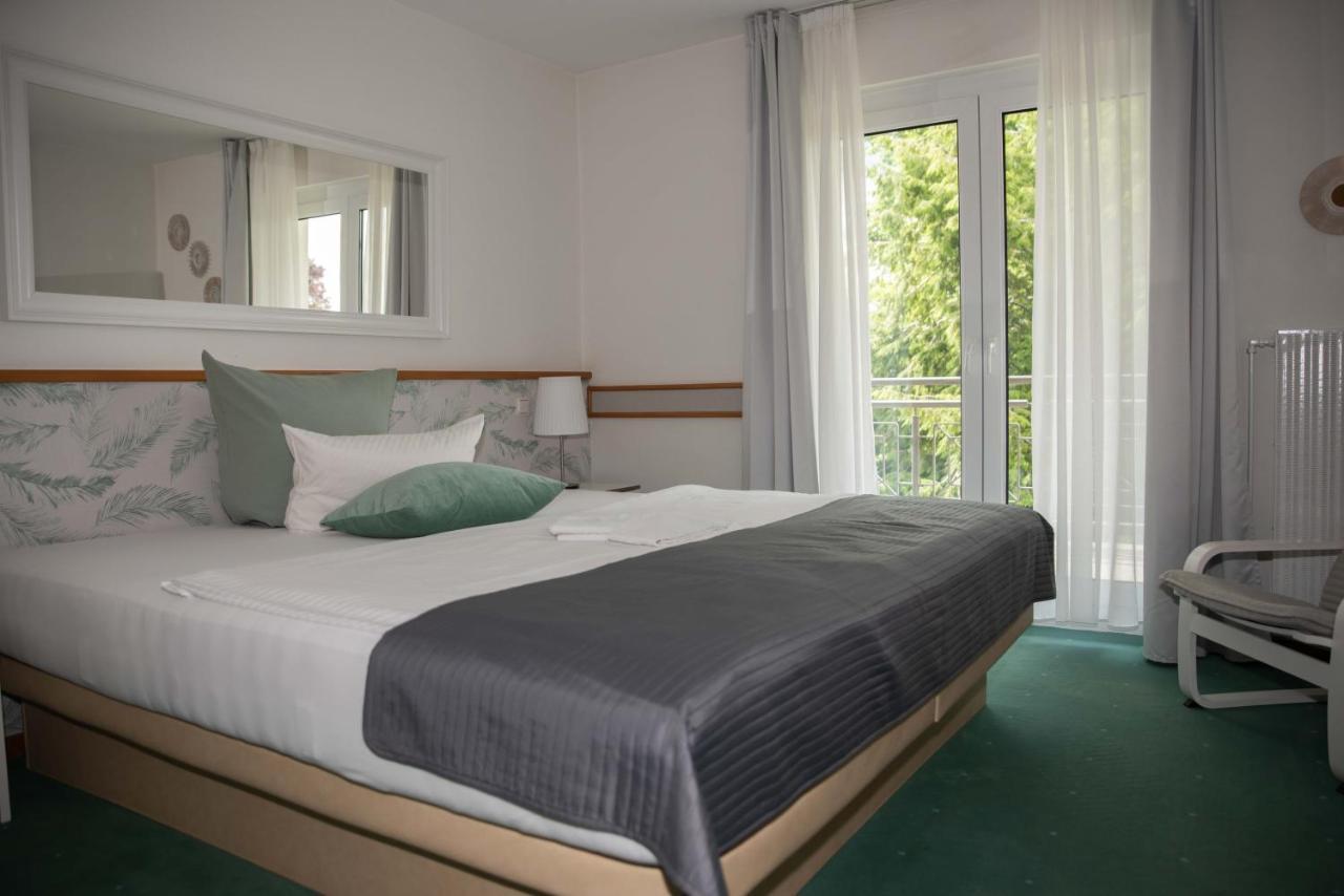 Hotel Nuembrecht Ngoại thất bức ảnh